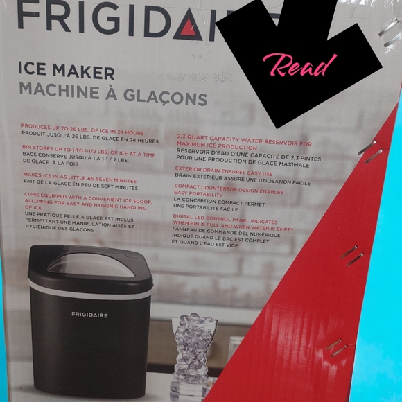 Frigidaire 26 lbs portable ice maker - Picture 3 of 3